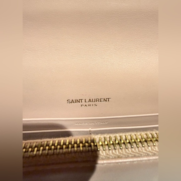 Yves Saint Laurent Pink Clutch with Gold Chain - Picture 7 of 9